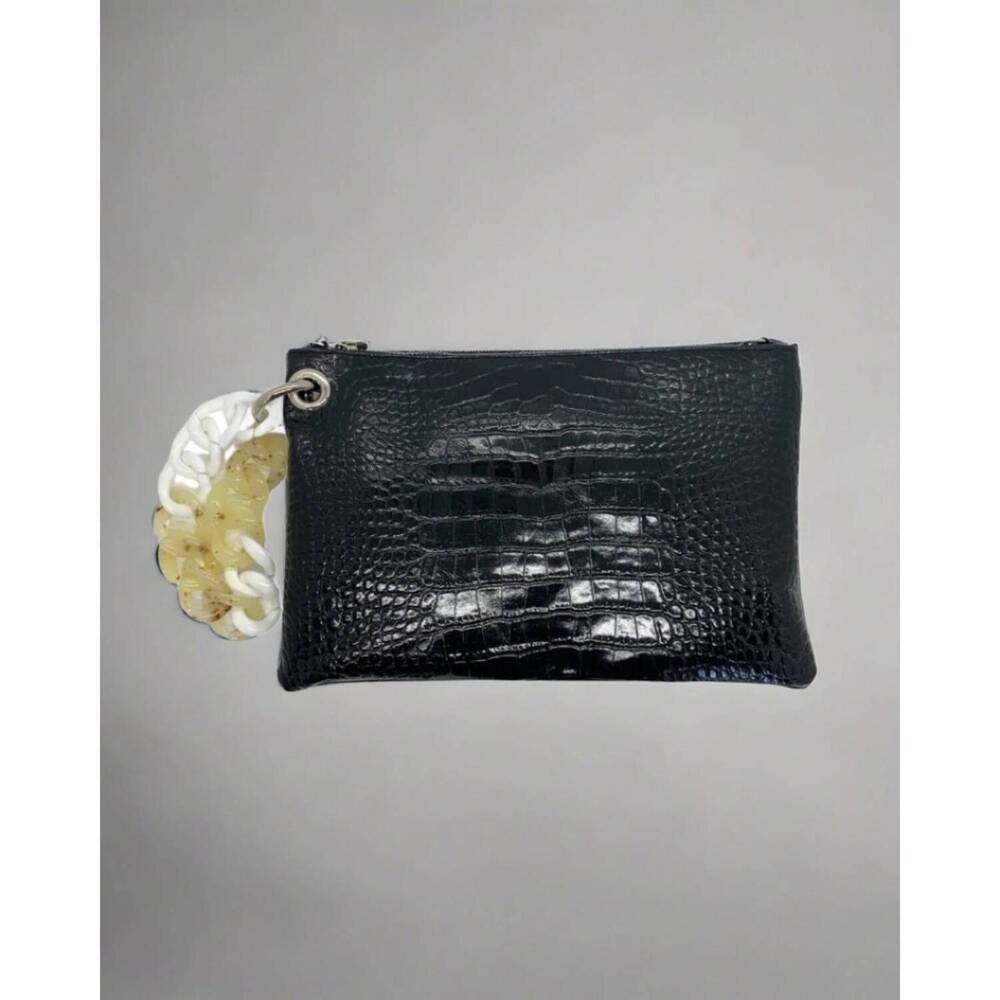 NEW BERGE women's armonia wristlet in black